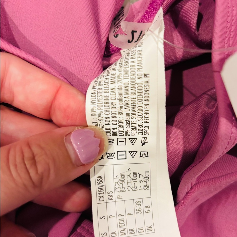 FOREVER 21 One Piece Swimsuit in Pink - Picture 4 of 4